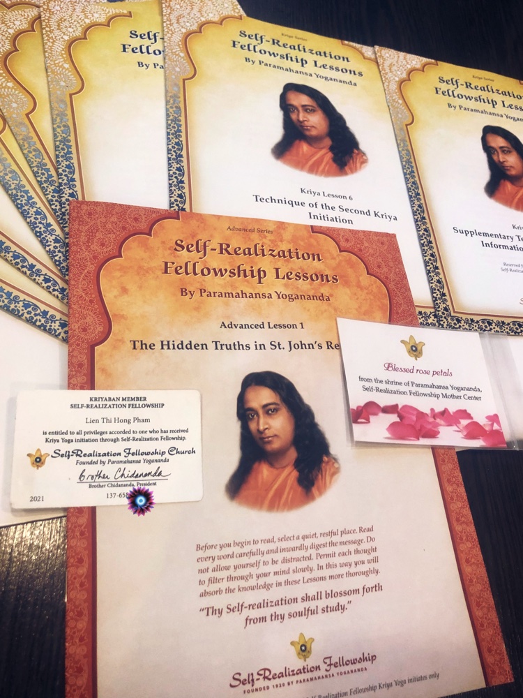 Thẻ Kriyaban Member - Self-Realization Fellowship, dòng truyền thừa Kriya Yoga của Paramahansa Yogananda